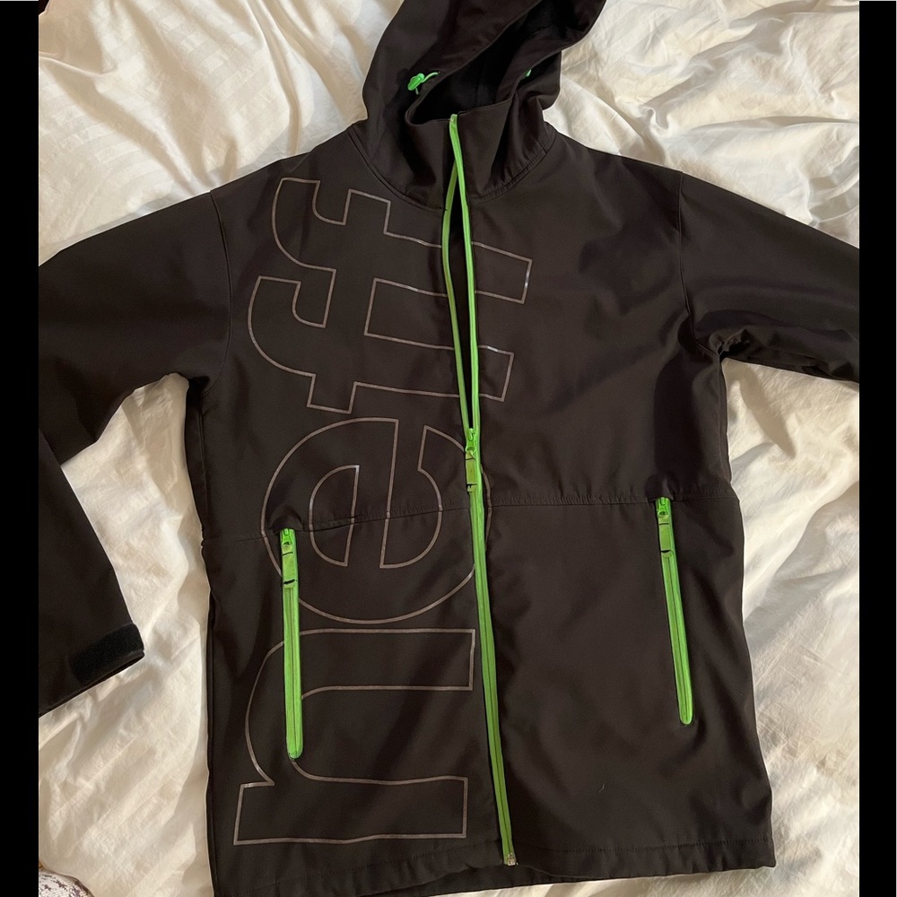 Neff, great condition.  Snowboarding jacket mens medium.